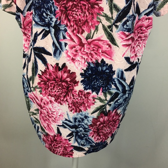 JM Collections floral tee - Picture 6 of 8